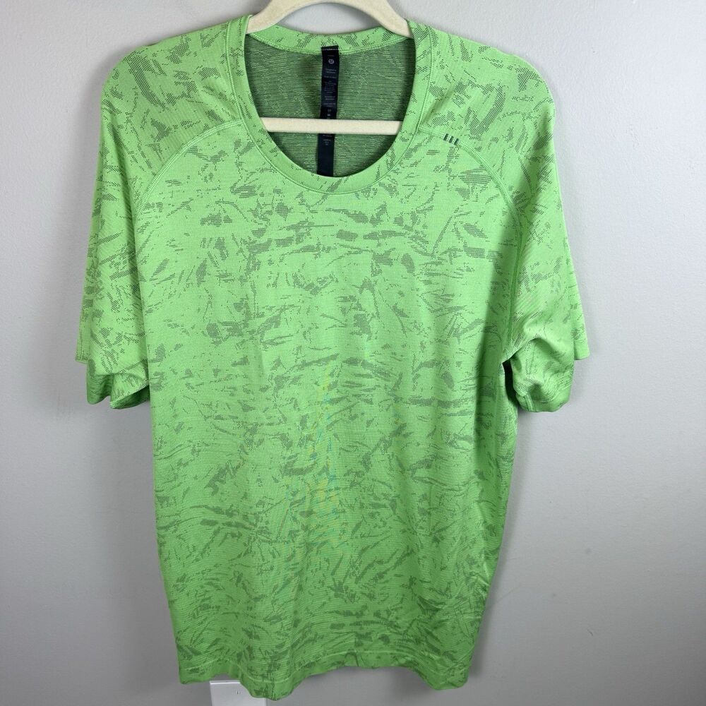 Lululemon Metal Vent Tech SS 2.0 Lime Green Men's Size XXL Shirt Block Floral